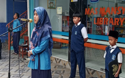 Upacara Senin, Langkah Kecil Menumbuhkan Karakter di MIM 25