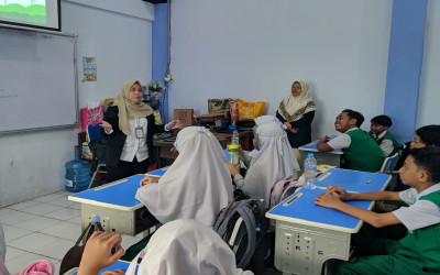 MI Muhammadiyah 25 Surabaya Tanamkan Gaya Hidup Sehat Melalui Guest Teacher Kesehatan Remaja