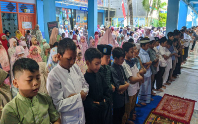 Di Tengah Maulid, Doa untuk Sang Pejuang: MIM 25 Surabaya Tebar Cinta dan Kepedulian